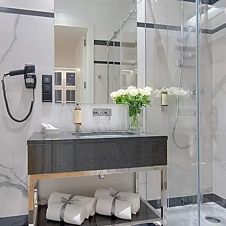 Aparthotel Molo 3*