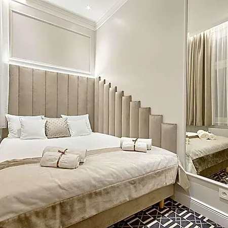Aparthotel Molo 3*