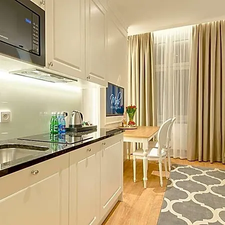 Aparthotel Molo 3*