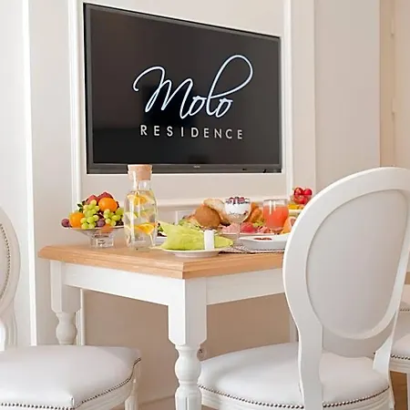 Aparthotel Molo 3*